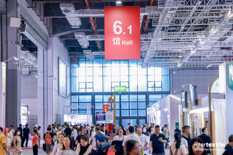 九游娱乐：三十华章再启新程——2024intertextile秋冬家纺展开幕(图3)