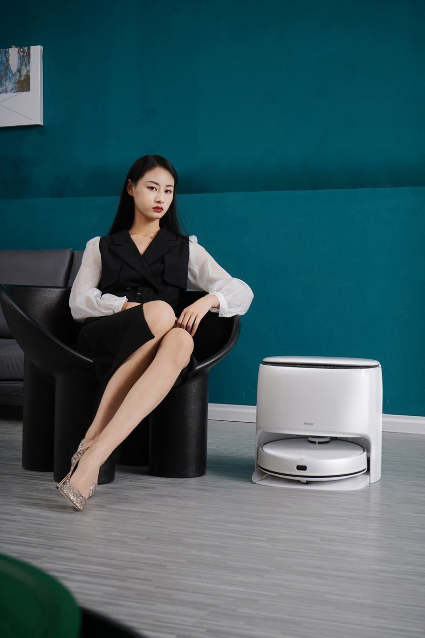 解放双手一键搞定海尔推出全自动洗地机器人(图4)