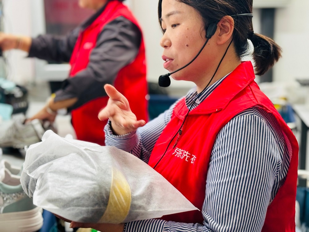 行业首次！京东洗衣举办“洗衣工厂开放日” 互联网全流程揭秘(图4)