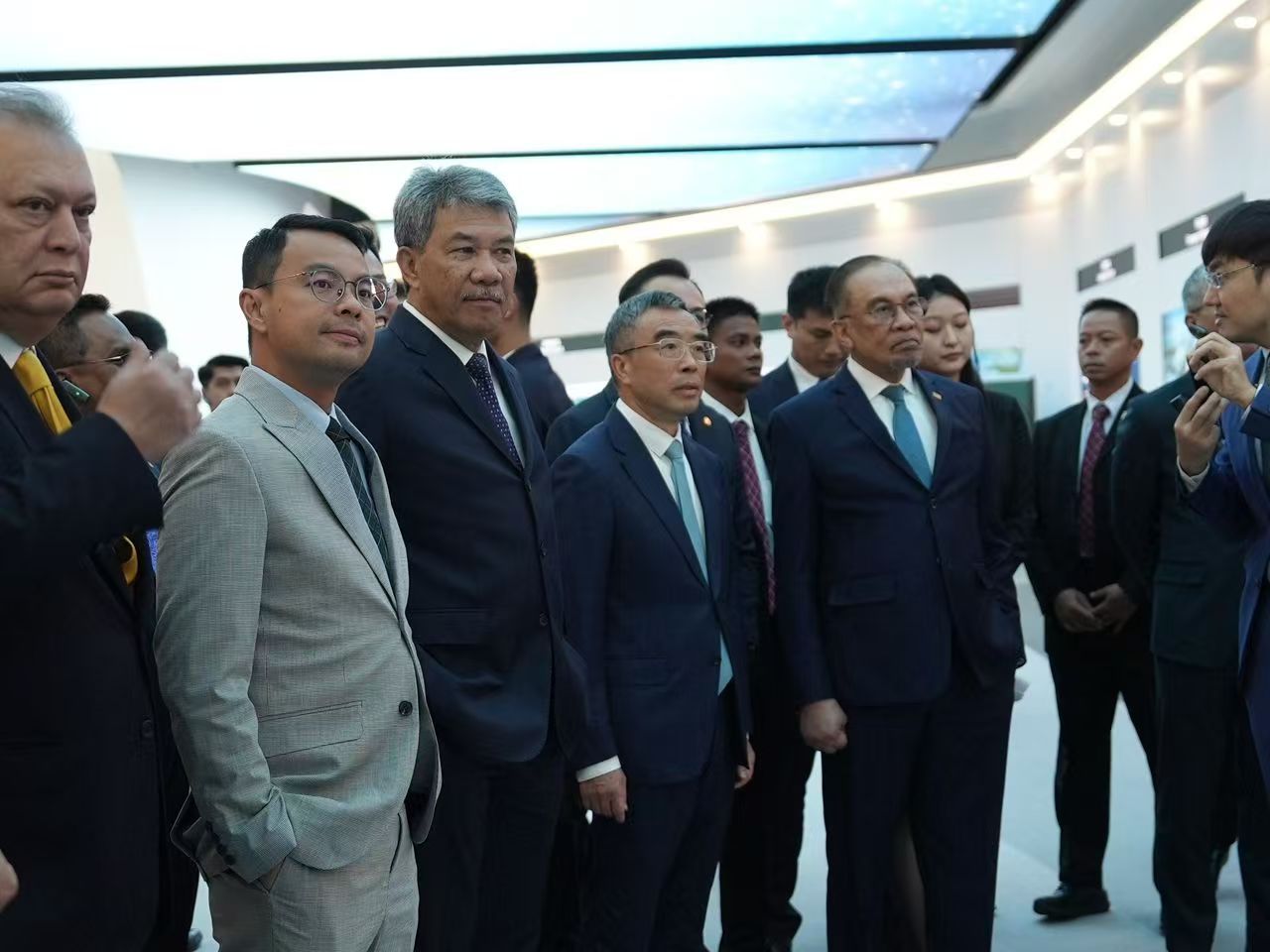 众行致远 “中国在亚太经合组织中发挥重要作用”