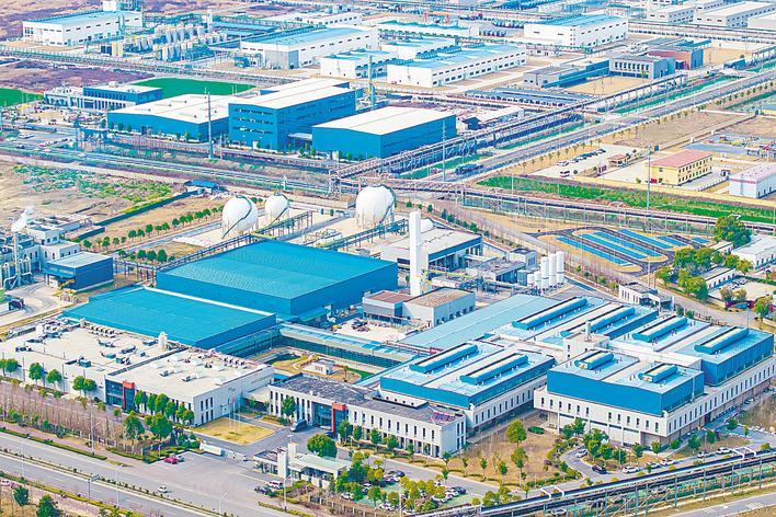 湖北日报]车间忙 订单增 势头旺 ——潜江生产建设一线见闻