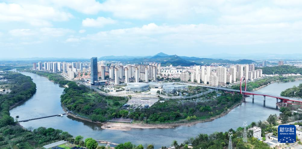 中国经济样本观察·县域样本篇丨信丰：一个江西山区县城何以聚集30多家上市企业？(图4)