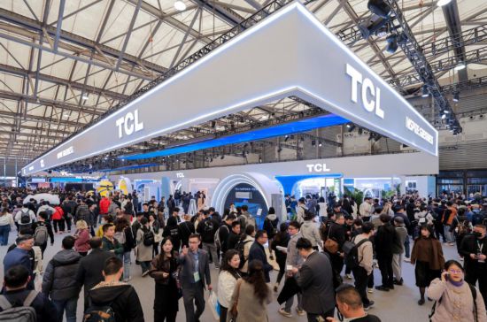 TCL攜三大產業參展AWE 2025