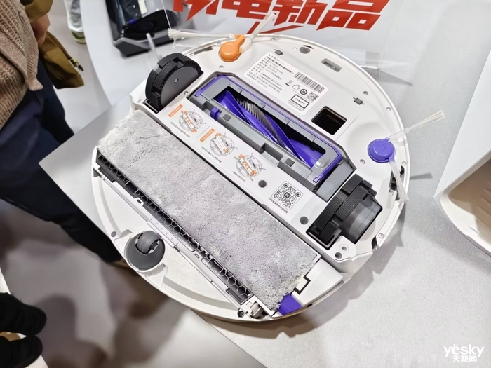AWE2025：云鲸高端智能清洁新品首秀 全方位呈现AI加持的标杆体验(图4)