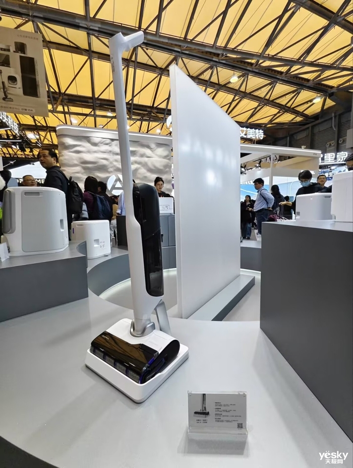 AWE2025：云鲸高端智能清洁新品首秀 全方位呈现AI加持的标杆体验(图8)