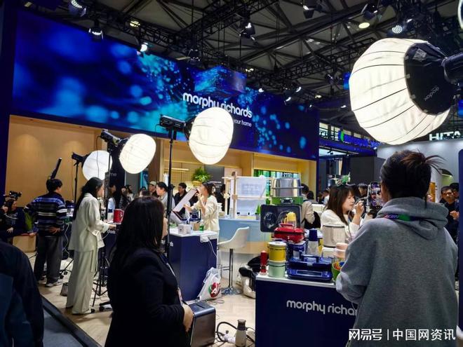 AWE 2025观察：家电行业以AI破局跨界、健康引领消费新趋势(图11)
