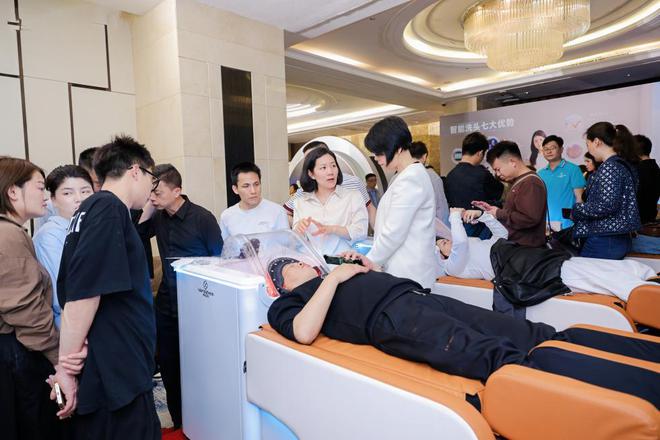 AI赋能美业新纪元：养志洗智能洗头机新品发布会震撼来袭(图3)