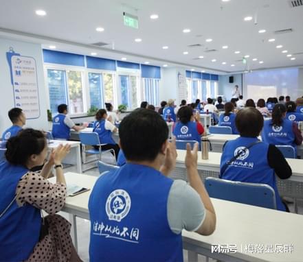 哪个品牌干洗店靠谱 洁希亚国际洗衣值得信赖