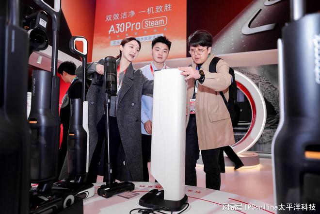 石头科技AWE2025秀肌肉 多款新品引领全球清洁行业新潮流(图9)