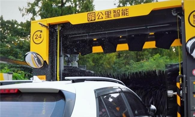 驿公里智能洗车：以科技重塑洗车体验引领便捷高效新风尚(图2)