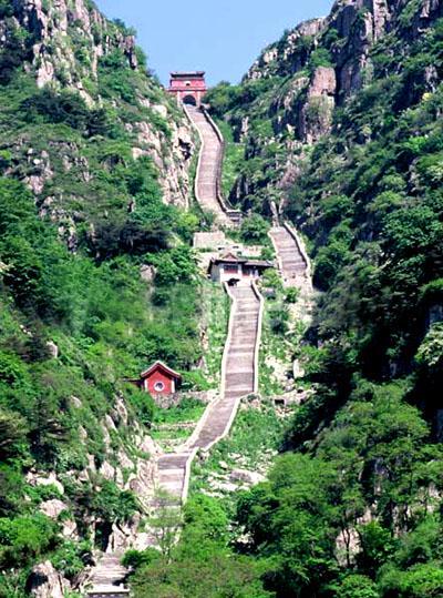 五一被骂惨的五大景区：北京榜上有名洛阳令人失望第一太过分(图14)