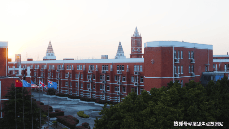 招商中旅壹江臻邸 (售楼处) 首页 -壹江臻邸销售中心 - 环境 户型价格地址楼盘详情配套电话交房时间配套电话交房时间(图8)