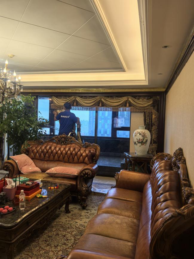 2025年武汉窗帘清洗推荐：十大服务商助力家庭与企业焕新