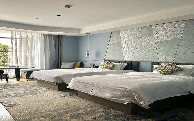 2026年昆明旅居新选择：这三家花园酒店谁才是你的“城市绿洲”？(图3)