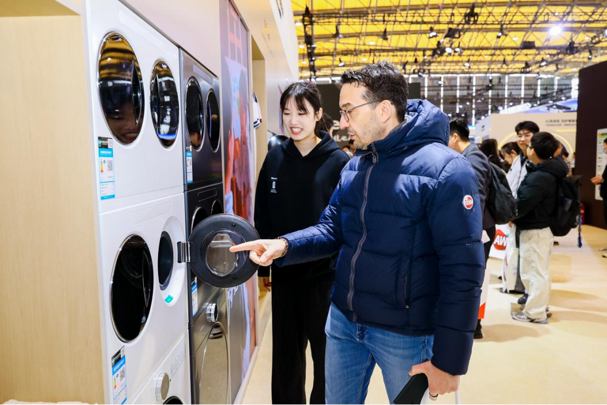艾普兰创新奖加持！海信全家筒·棉花糖U7S凭热泵技术领跑洗护升级(图6)