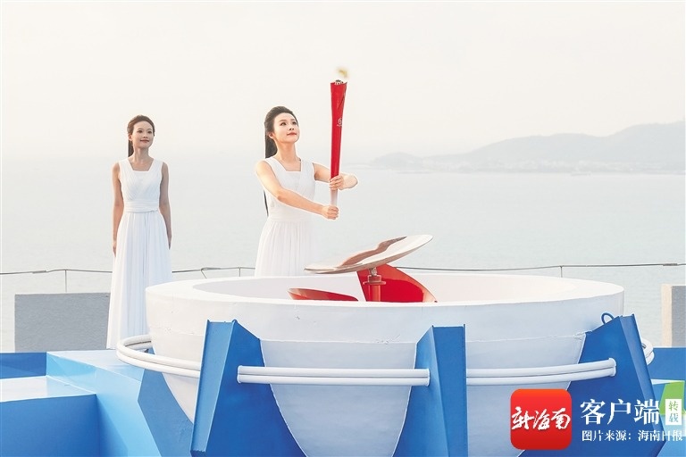 薪火映天涯 同心向未来——四次重大体育盛会圣火传递映照鹿城荣光(图1)